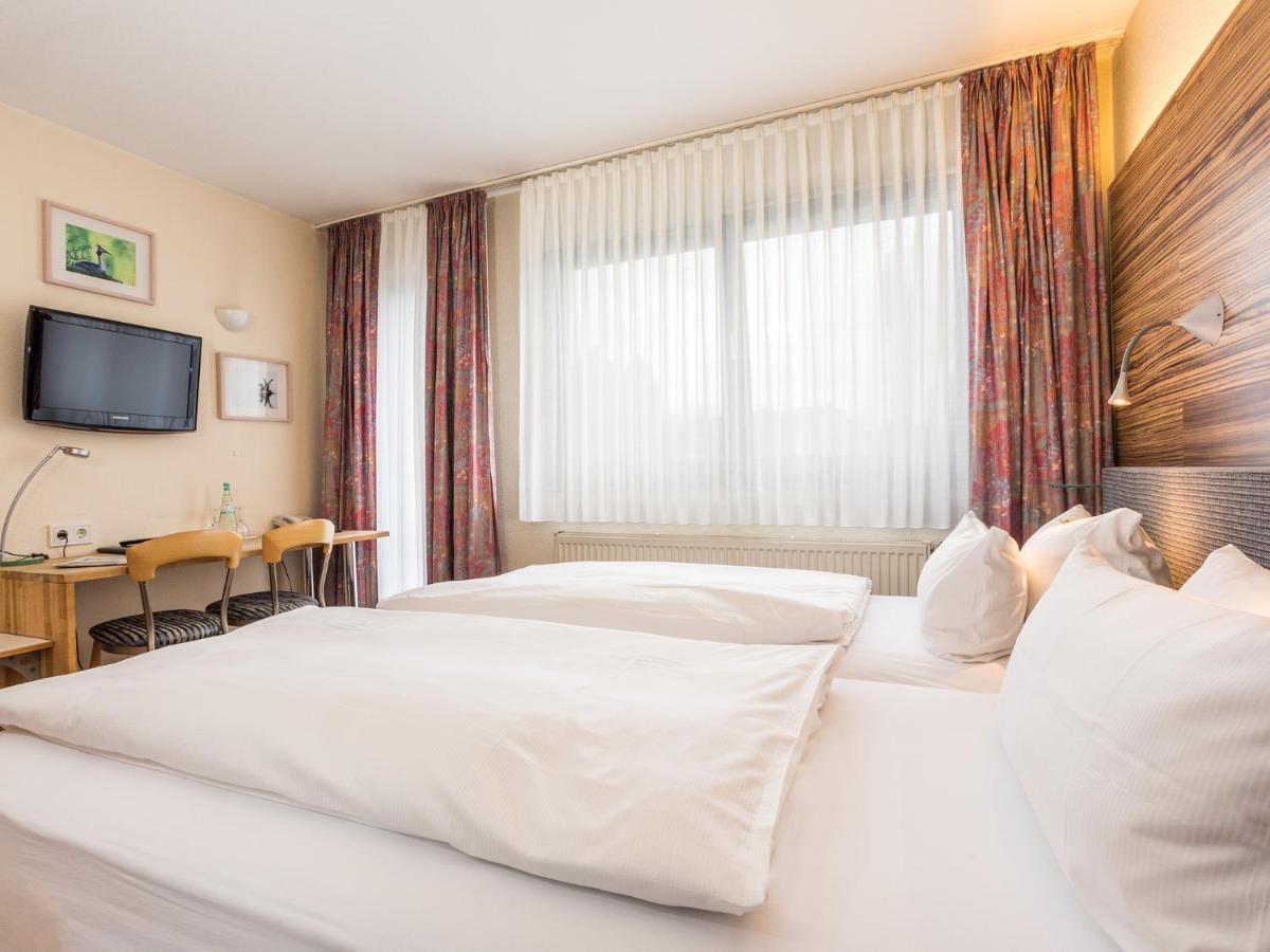 Hotel & Wirtshaus Hansen Bergisch Gladbach Exterior photo