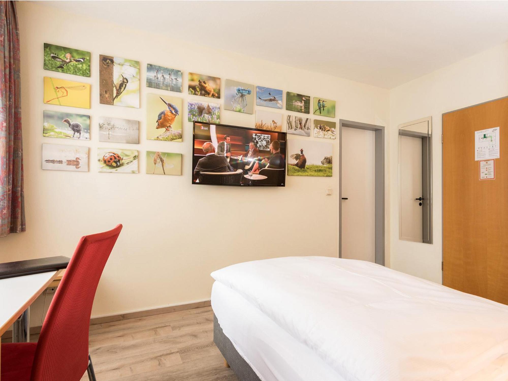Hotel & Wirtshaus Hansen Bergisch Gladbach Exterior photo